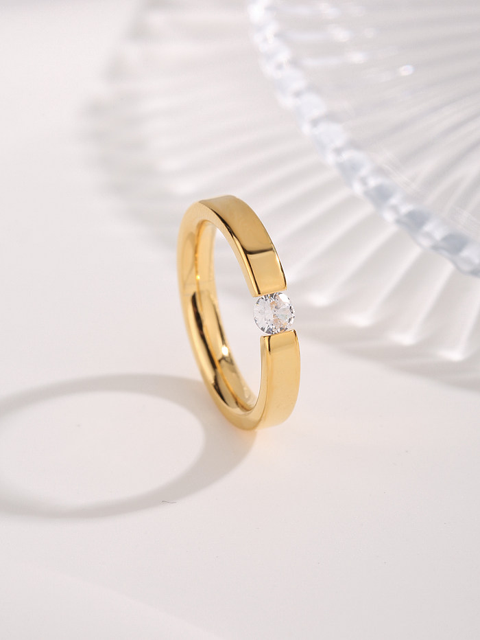Anéis chapeados ouro do zircão do aço do titânio do círculo moderno ocasional do estilo no volume
