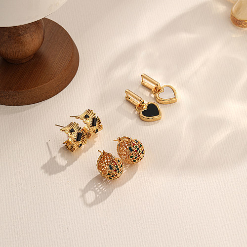 1 Paar elegante Retro-Ohrringe für den Pendelverkehr, C-Form, Herzform, mit Inlay aus Kupfer und Zirkon, 18 Karat vergoldet