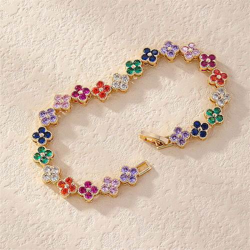 Lässige, luxuriöse, glänzende vierblättrige Kleeblatt-Armbänder in Herzform mit Kupfereinlage und Zirkon