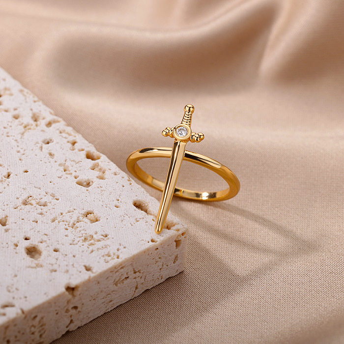 Atacado estilo simples cruz chapeamento de aço inoxidável embutimento anéis de zircão banhados a ouro 18K