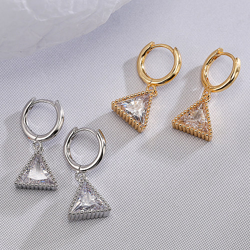 1 paire de boucles d'oreilles pendantes en forme de Triangle, Style Simple, incrustation de cuivre et Zircon plaqué or 18 carats