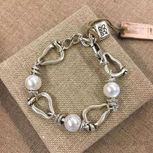 Pendientes de pulseras con anillos chapados en plata con perlas de imitación de letras geométricas Retro