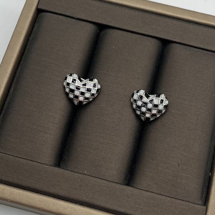 1 par de brincos de cobre esmaltados em formato de coração estilo simples