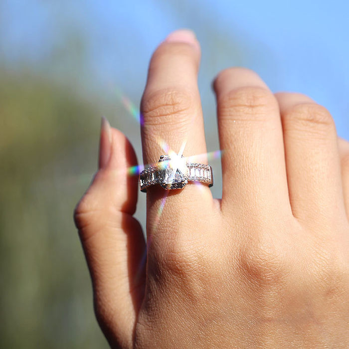 New Luxury Ring Encrusted With Diamond Jewelry Square Zircon Copper Jewelry