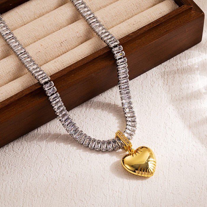 Elegante, glamouröse Pentagramm-Herzform-Kupfer-Anhänger-Halskette mit dreidimensionalem Zirkon und 18-Karat-Vergoldung