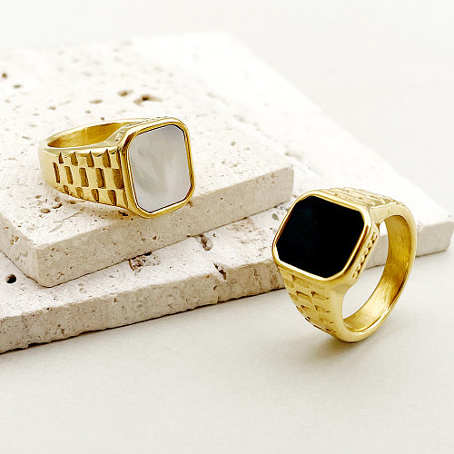 Glamouröse, quadratische, vergoldete Ringe im Vintage-Stil mit Intarsien aus Edelstahl und Zirkon
