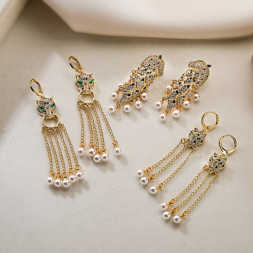 1 par de pendientes colgantes chapados en oro de 18 quilates con incrustaciones de animales de estilo Retro Simple, perlas artificiales de cobre y diamantes