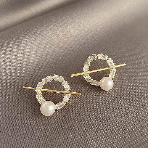 1 paire de clous d'oreilles plaqués or 14 carats, Style Simple, incrustation ronde, Imitation perle, cuivre, Zircon