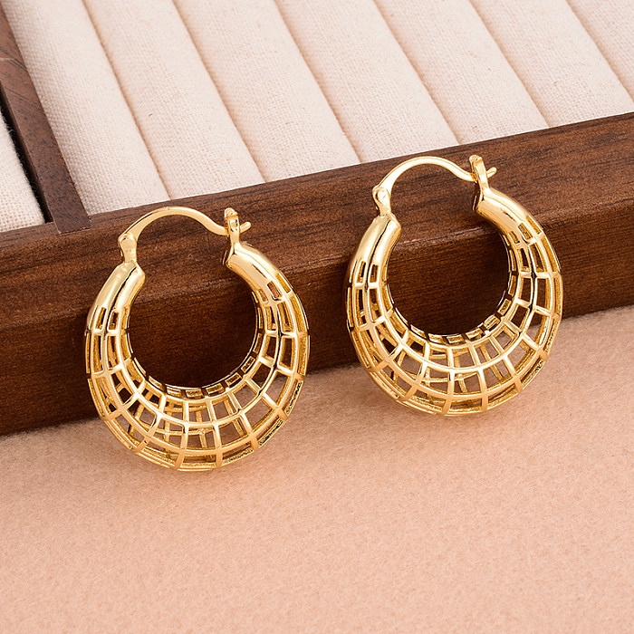 1 Pair Vintage Style Classic Style Solid Color Plating Hollow Out Copper 18K Gold Plated Earrings
