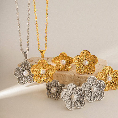 INS Style fleur douce placage en acier inoxydable incrusté de perles plaqué or 18 carats anneaux boucles d'oreilles collier