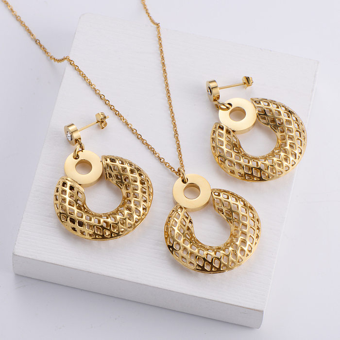 Hollow Round Tag OL Style Necklace Earrings Three-piece Wholesale jewelry
