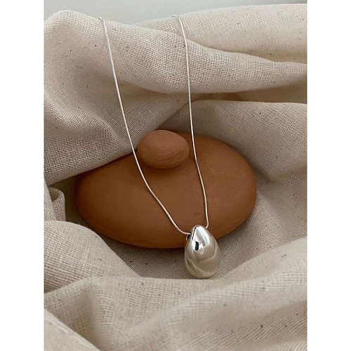 Simple Style Solid Color Copper Polishing Pendant Necklace