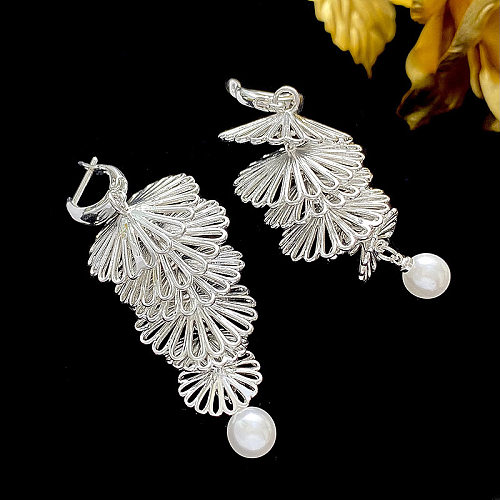 1 Pair Elegant Flower Plating Imitation Pearl Copper Drop Earrings