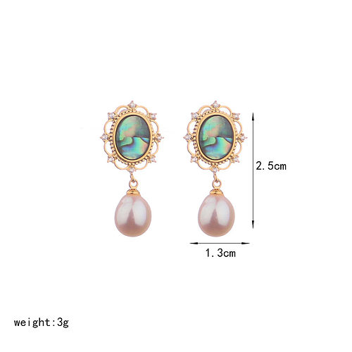 1 paire de boucles d'oreilles rétro ovales avec incrustation de perles en cuivre et Zircon plaqué or 18 carats