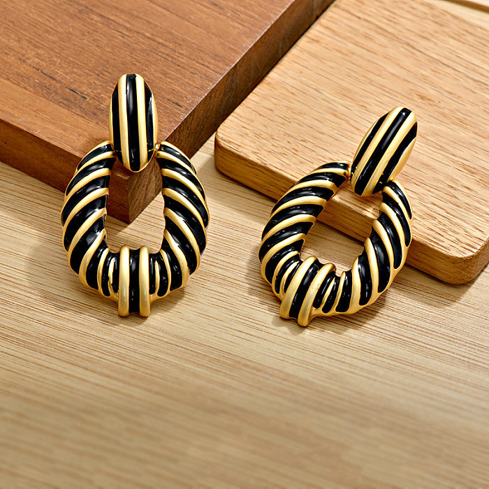 1 Pair Retro Color Block Enamel Pleated Copper Drop Earrings