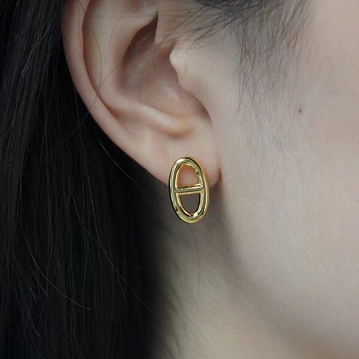 Simple Style Oval Copper Ear Studs Plating Copper Earrings