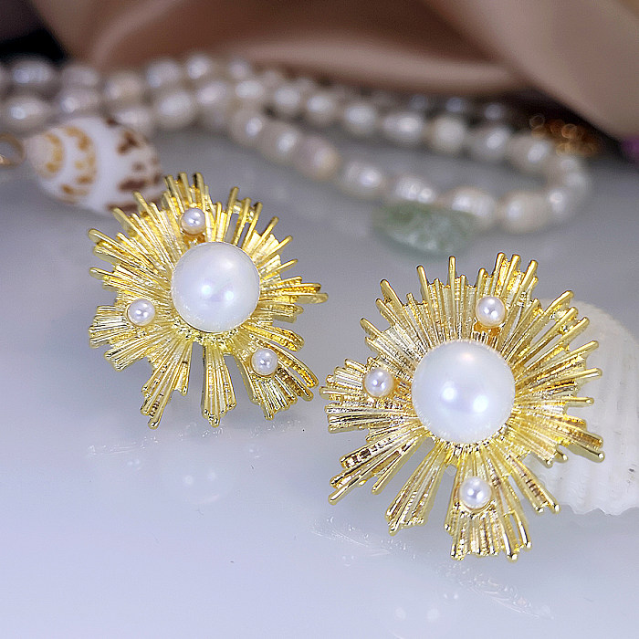 Fashion Sun Copper Artificial Pearls Ear Studs 1 Pair