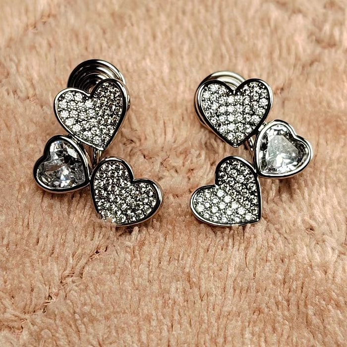 1 Pair Elegant Simple Style Heart Shape Inlay Copper Zircon Ear Studs