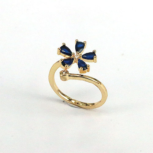 Einfacher, offener Ring mit Blumenkupfer und vergoldetem Zirkon, 1 Stück