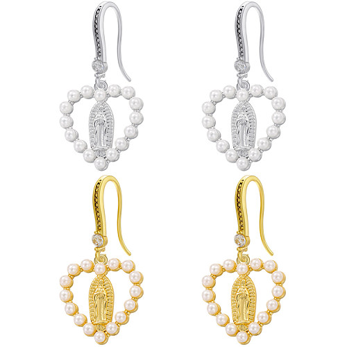 1 paire de boucles d'oreilles pendantes plaquées or 18 carats, style streetwear, incrustation en forme de cœur, perles artificielles en cuivre