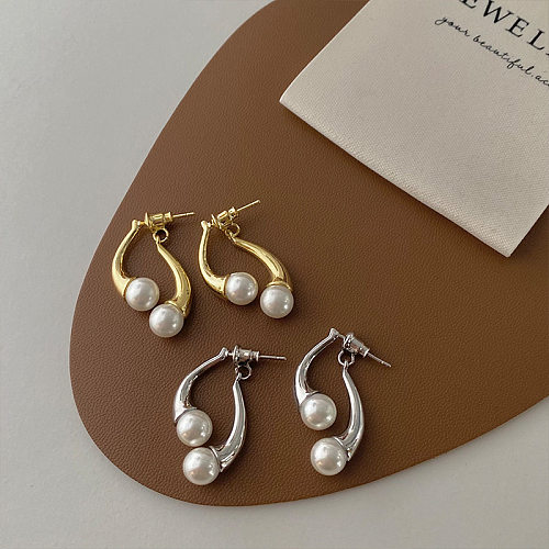 1 paire de clous d'oreilles en perles artificielles, Style Simple, incrustation de placage courbe en cuivre