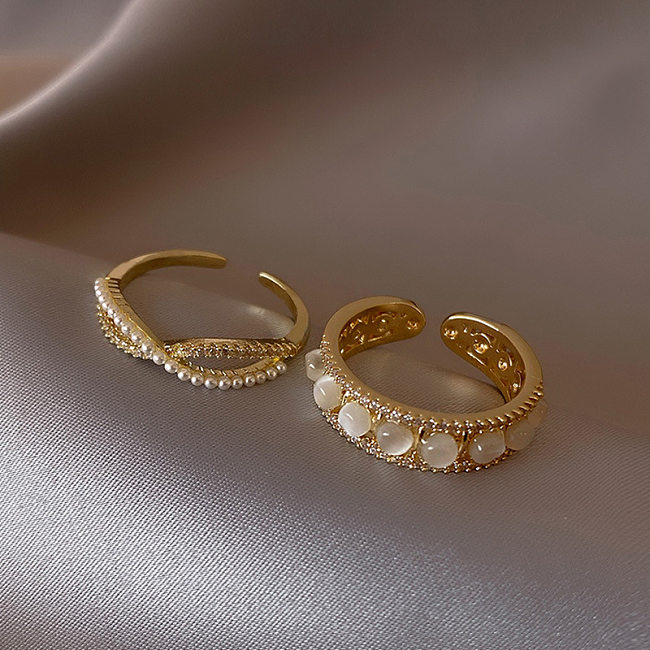 Modischer runder offener Ring mit Kupfereinlage, Opal, Perle und Zirkon, 1 Stück