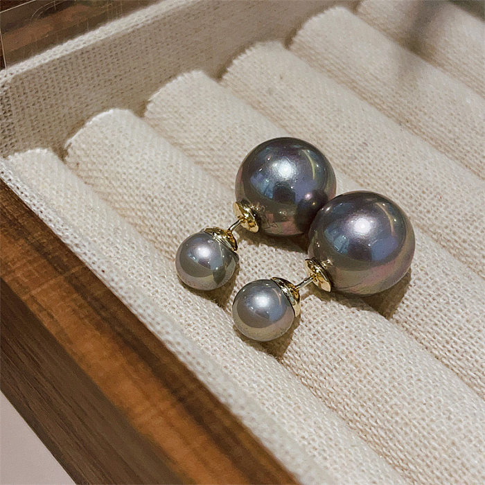 1 par de pendientes de cobre chapados en perlas para mujer