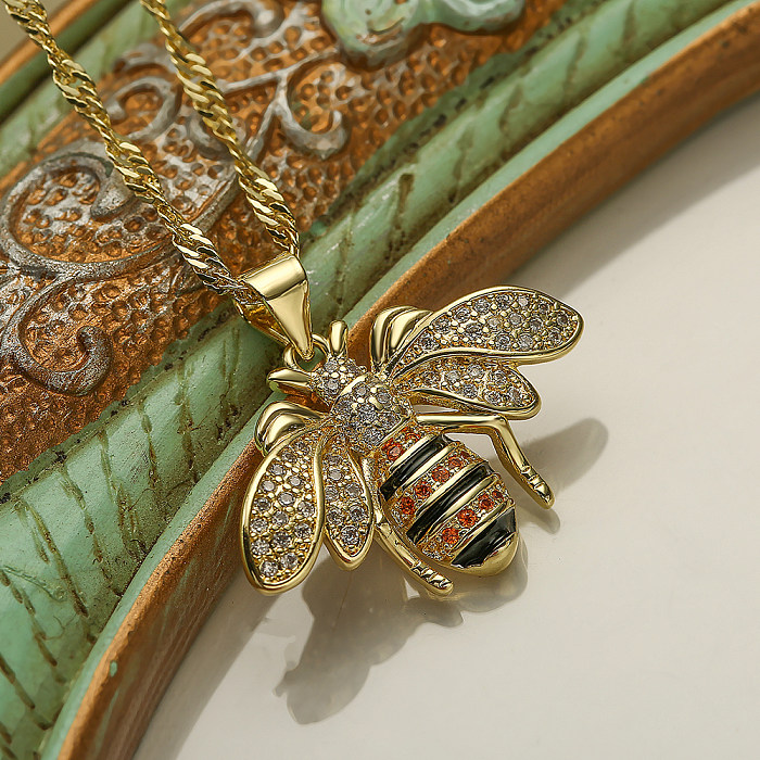 Mignon ours brillant abeille papillon cuivre émail placage incrustation Zircon plaqué or 18 carats pendentif collier
