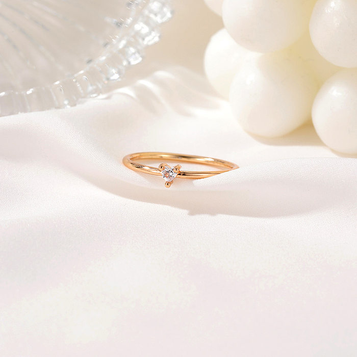 Simple Heart-shaped  Inlaid Zircon Love Ring