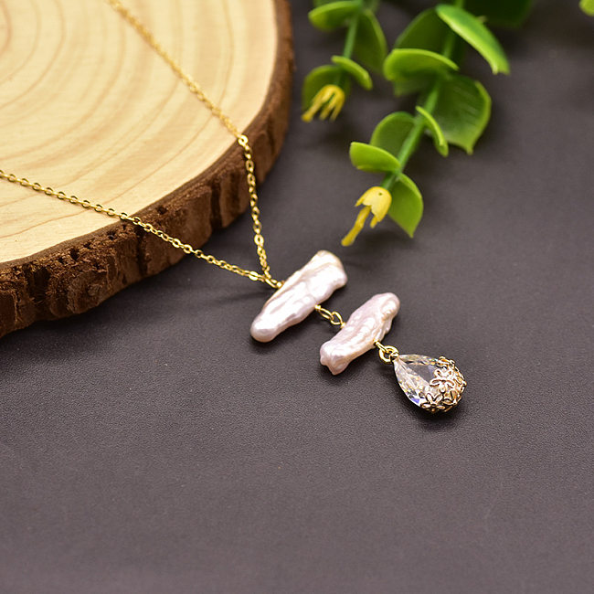 Collier pendentif plaqué or 18 carats avec perles d'eau douce et gouttelettes d'eau de style simple