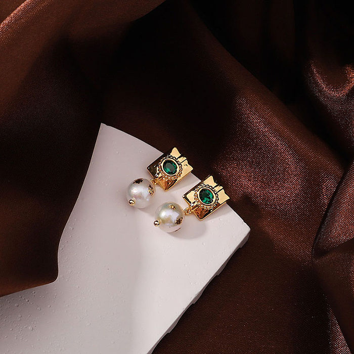 1 Pair Retro Simple Style Square Plating Inlay Copper Freshwater Pearl Zircon 18K Gold Plated Drop Earrings Ear Studs