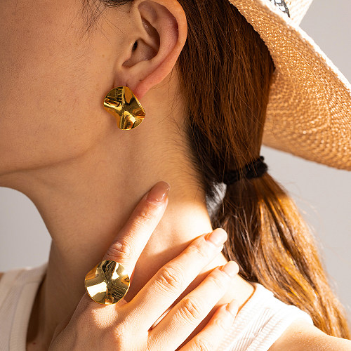 Boucles d'oreilles plissées en acier inoxydable, couleur unie, Style IG, anneaux plaqués or 18 carats