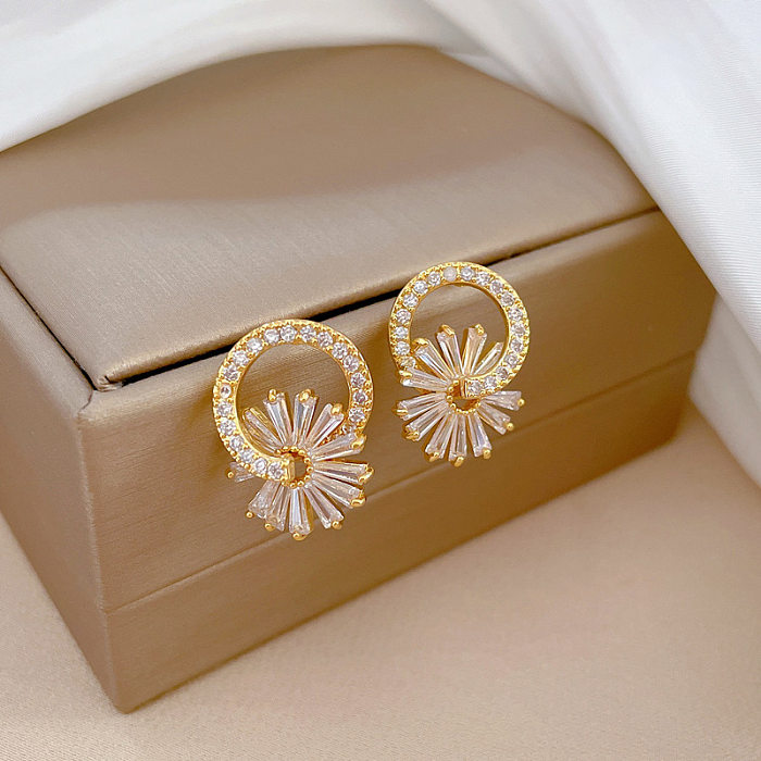 Luxuriöse Ohrringe mit runder Blume, Titanstahl, Kupferbeschichtung, Inlay, Zirkon, vergoldet