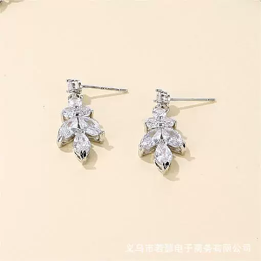 1 Pair Casual Retro Simple Style Square Heart Shape Plating Inlay Copper Zircon Gold Plated Ear Studs