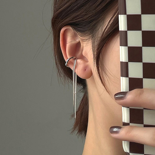 1 pièce de boucles d'oreilles pendantes en cuivre irrégulières de couleur unie de style simple