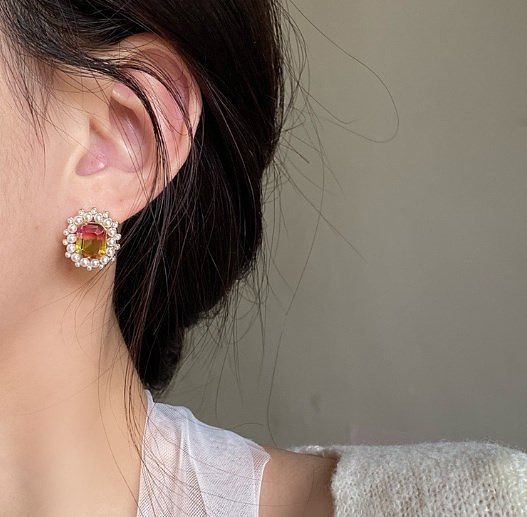 1 Pair Elegant Retro Geometric Plating Inlay Copper Artificial Pearls Zircon Ear Studs