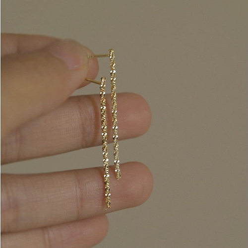 1 paire de boucles d'oreilles pendantes plaquées cuivre, lignes de Style Simple