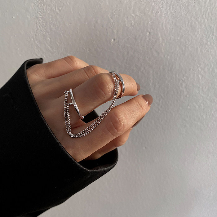 Modischer offener Ring mit geometrischer Verkupferung