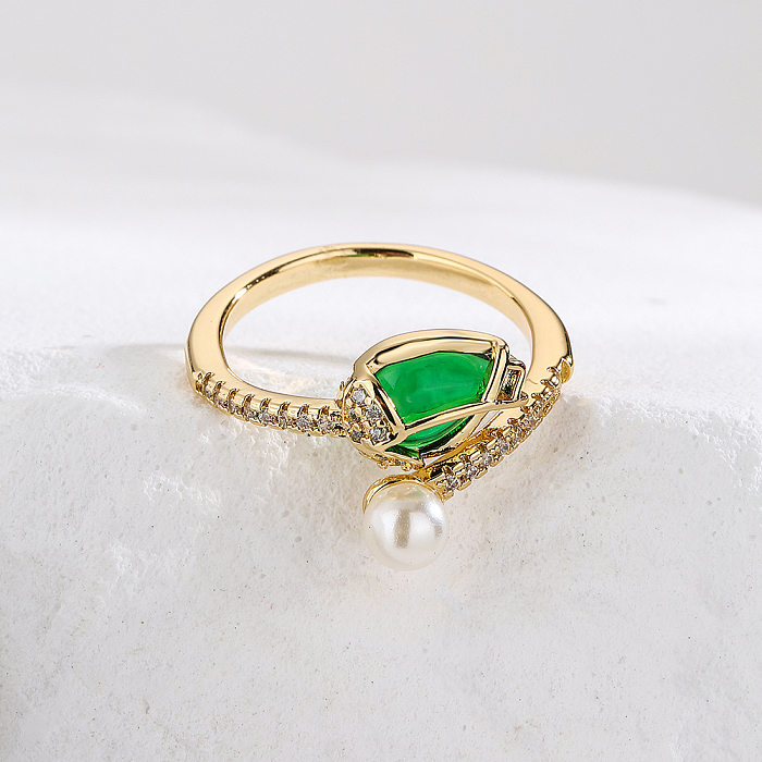 Offener Ring mit modischer Blume, Kupfer, vergoldet, künstliche Perlen, Zirkon, 1 Stück