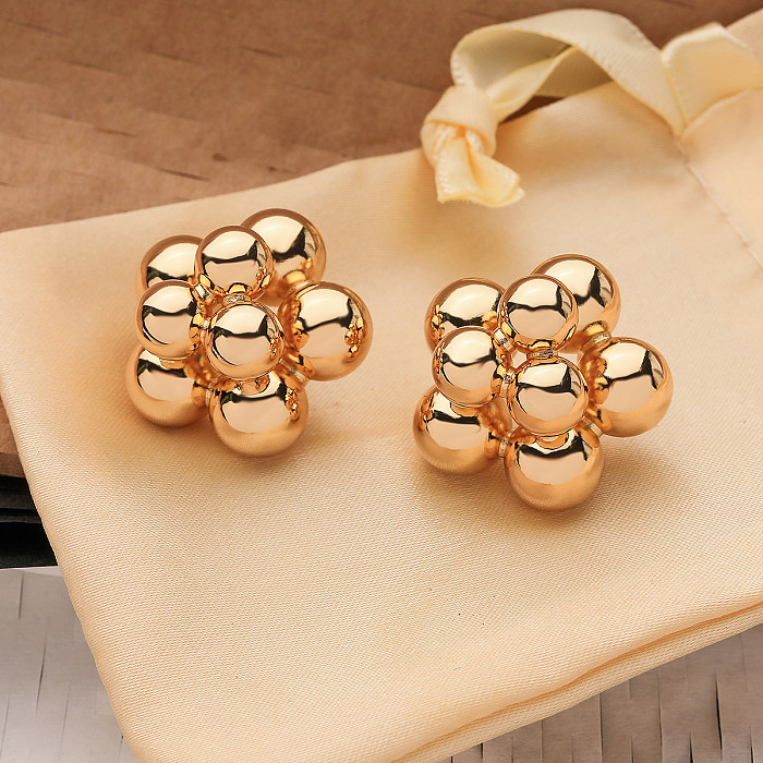 1 Pair Simple Style Commute Flower Plating Copper 18K Gold Plated Ear Studs