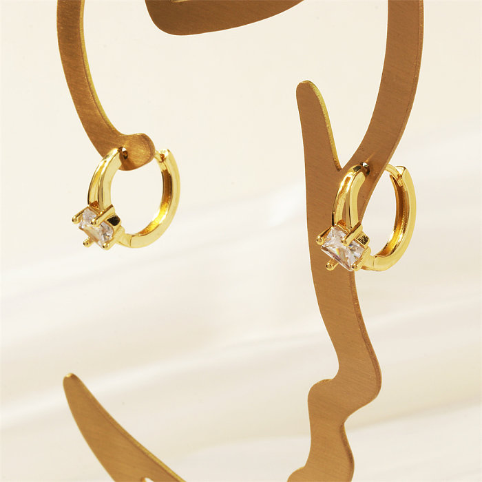 1 paire de boucles d'oreilles créoles plaquées or 18 carats, Style Simple, incrustation de placage carré en cuivre et Zircon