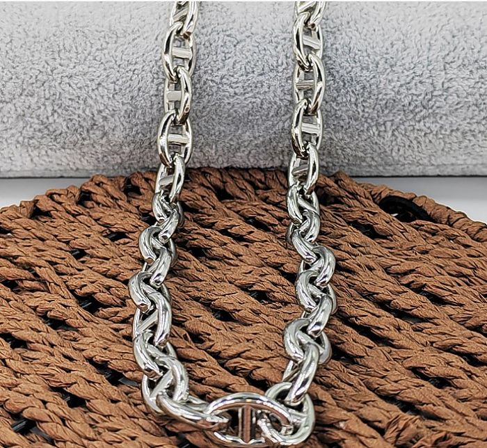 Retro Classic Style Pig Nose Solid Color Stainless Steel Plating Bracelets Necklace