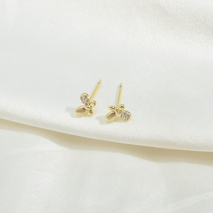 Fashion Butterfly Copper Inlay Artificial Pearls Zircon Ear Studs 1 Pair