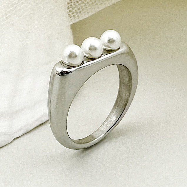 Vacation Solid Color Stainless Steel Artificial Pearls Rings In Bulk
