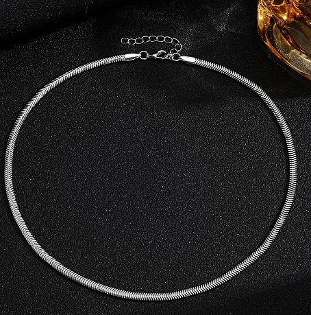 Casual Simple Style Solid Color Copper Plating Necklace