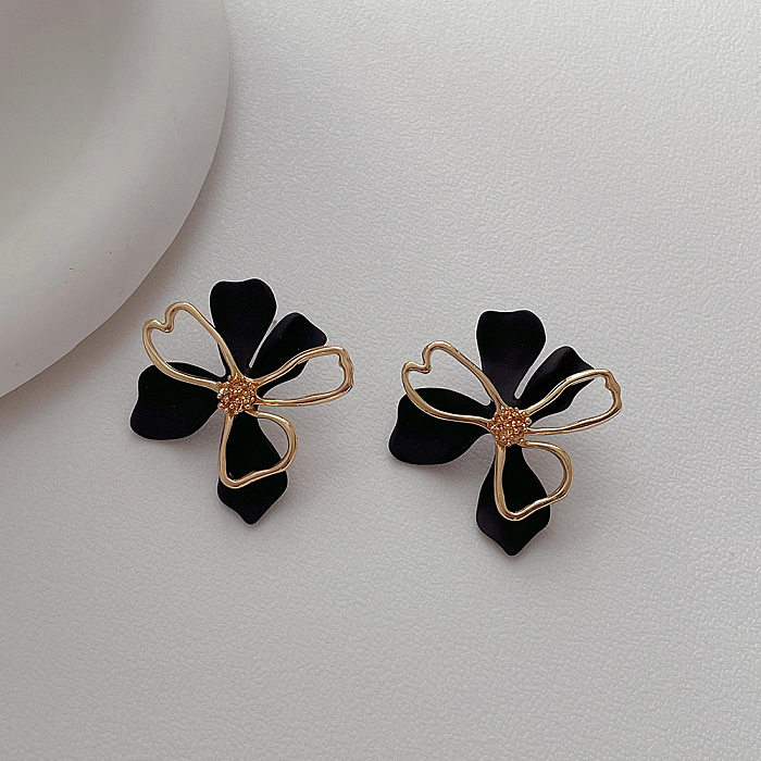 1 Pair Simple Style Flower Copper Plating Ear Studs