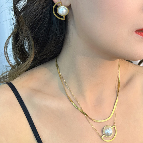 Conjunto de joyería de collar y pendientes de perlas artificiales con incrustaciones de acero de titanio de color sólido para mujer