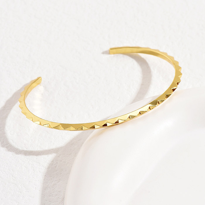 Simple Style Heart Shape Eye Copper Plating Artificial Pearls Zircon Bangle 1 Piece