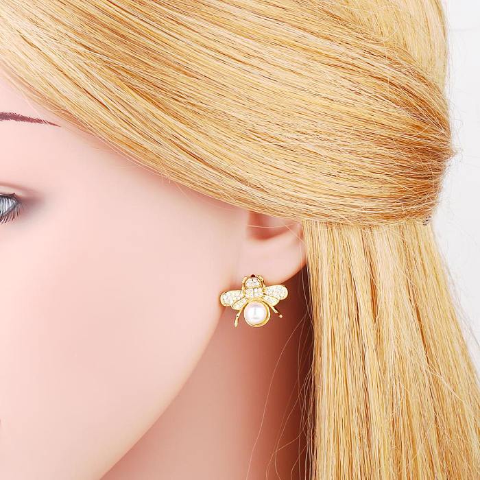 Boucles d'oreilles simples en plaqué or 18 carats, perles papillon et cuivre incrustées de cuivre