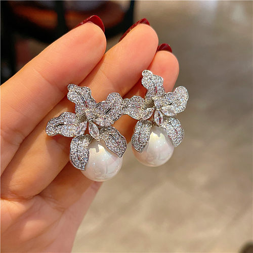 1 paire de boucles d'oreilles élégantes en cuivre et Zircon, avec incrustation de fleurs, Imitation de perles